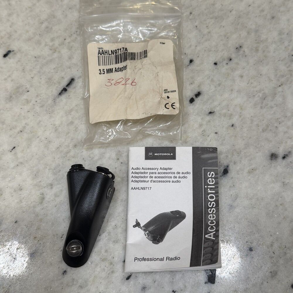 Motorola AAHLN9717 3.5mm Radio Adapter For HT 1000 MTS 2000 Visar